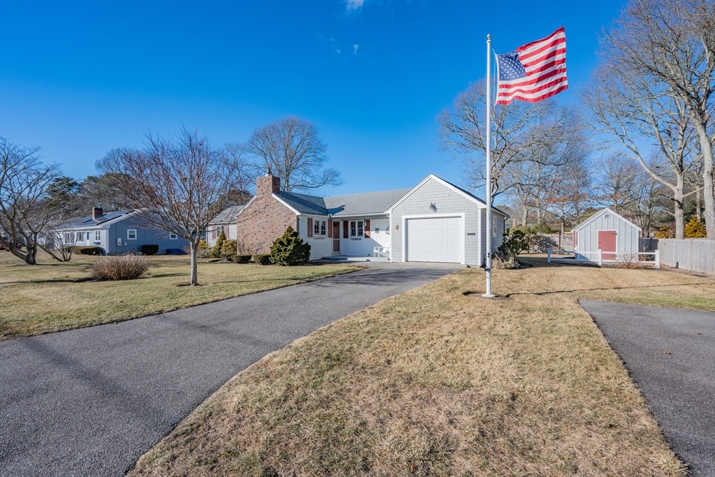 Property Photo:  6 Sierra Way  MA 02673 