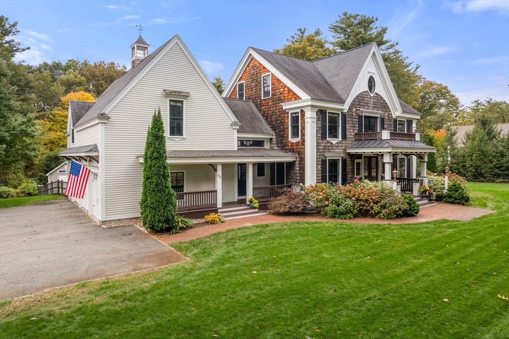 Property Photo: 377 Lincoln Rd MA 01776