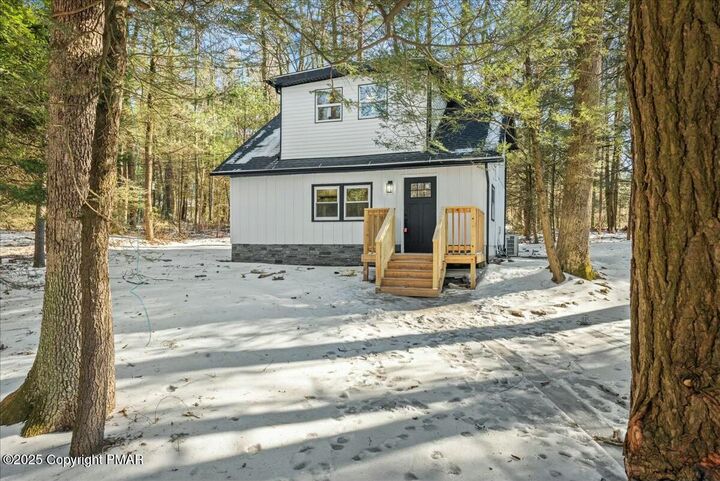 5142 Pine Street  Kunkletown PA 18058 photo