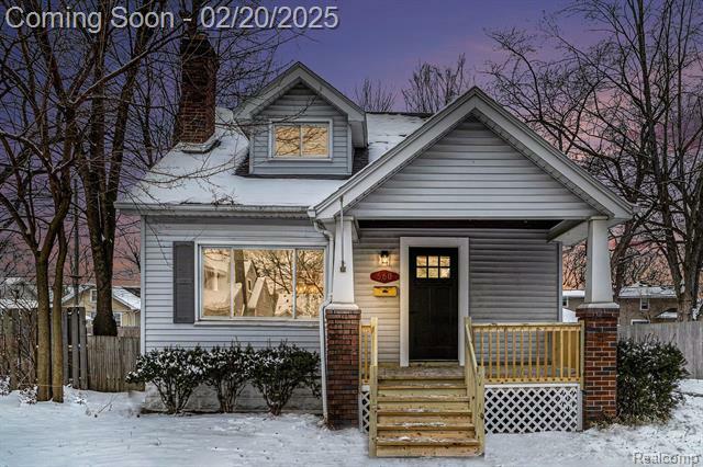 Property Photo:  560 Albany Street  MI 48220 