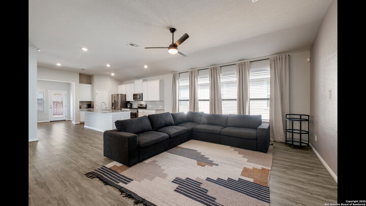 Property Photo: 9709 Novacek TX 78254