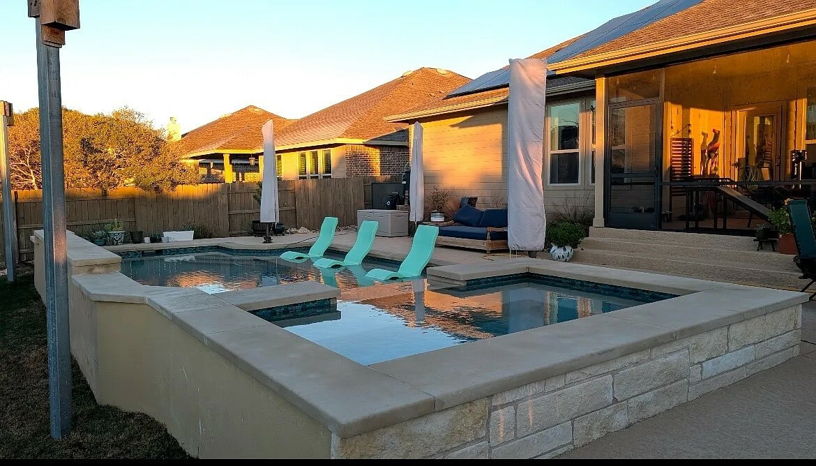 Property Photo: 525 Scenic Bluff Drive TX 78628