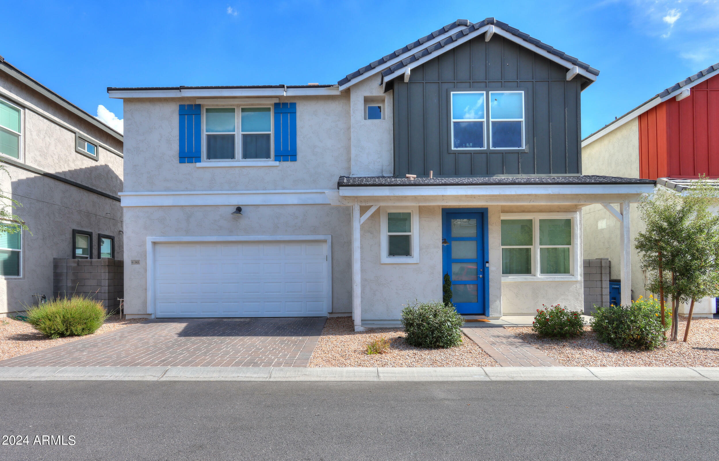 Property Photo: 1901 W 23rd Avenue AZ 85120