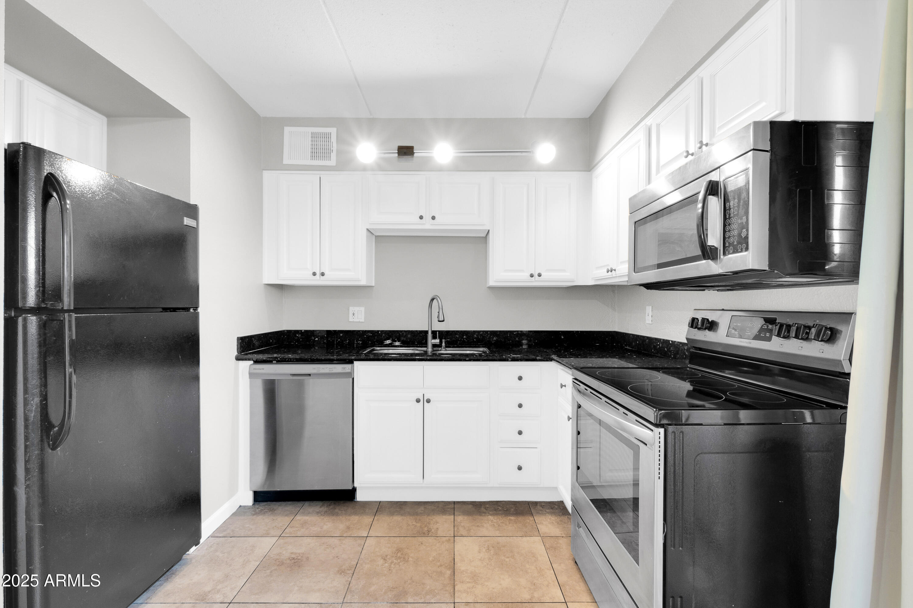 Property Photo:  7110 E Continental Drive 1031  AZ 85257 