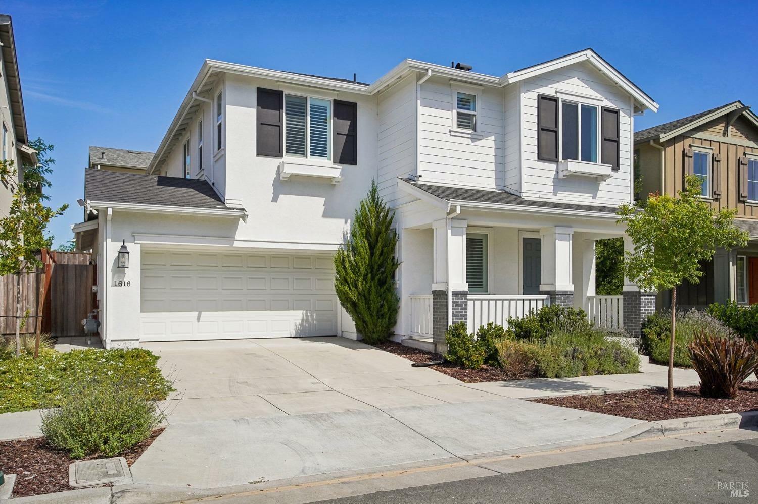 Property Photo:  1616 Rose Clover Street  CA 95403 