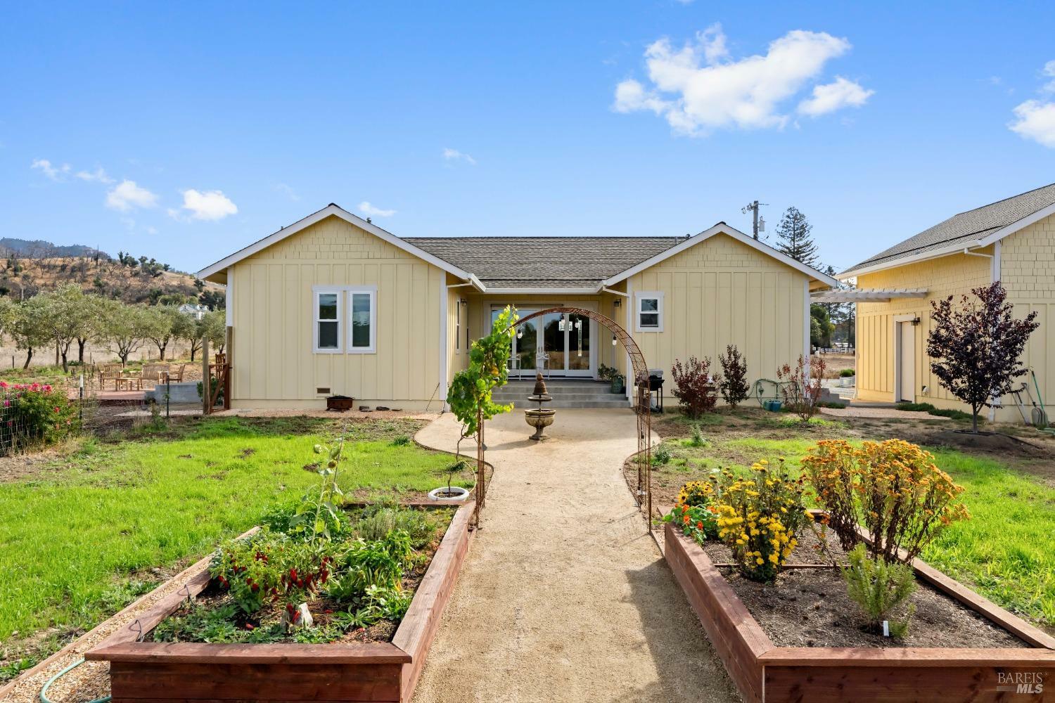 Property Photo:  6295 Sonoma Highway  CA 95409 