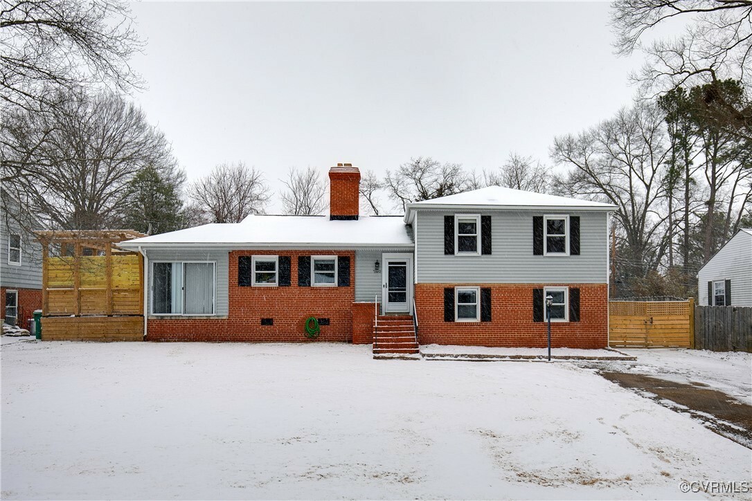 Property Photo: 7510 Greengate Drive VA 23229
