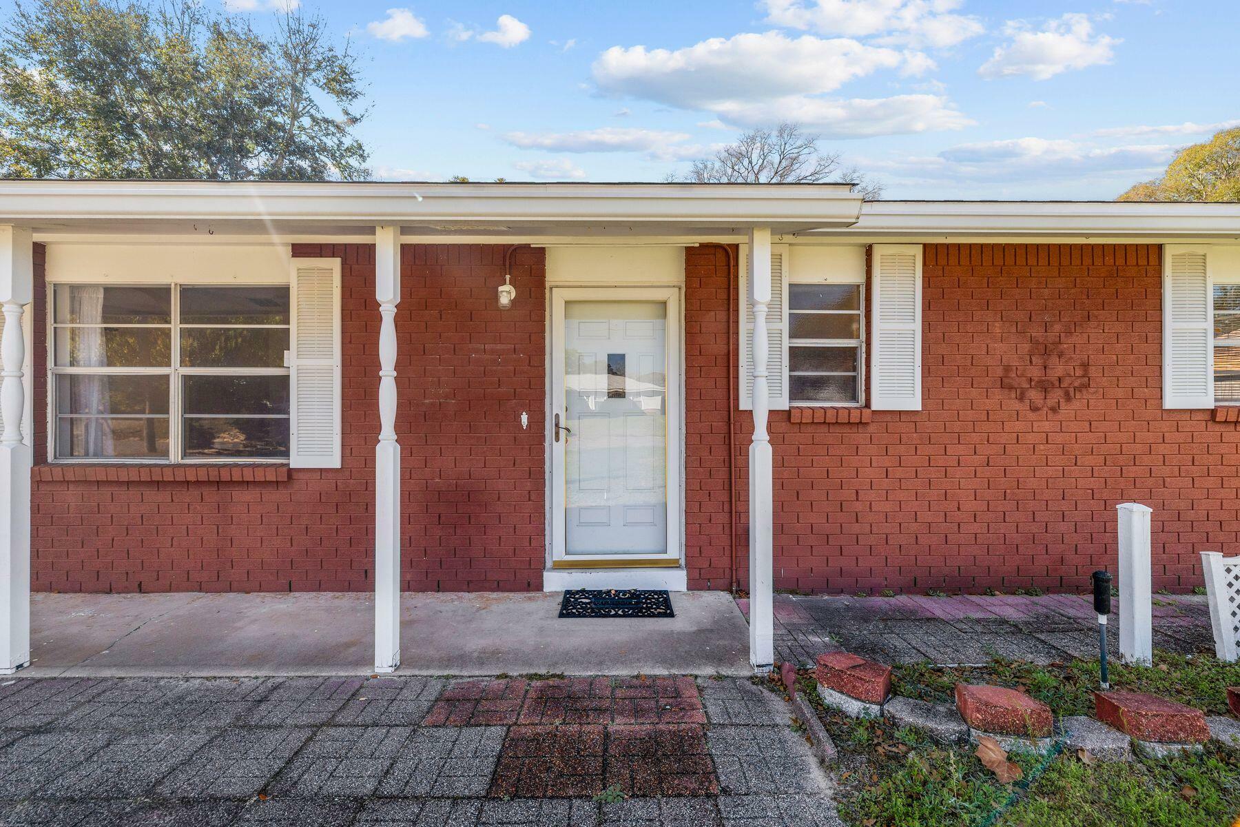 Property Photo:  46 NW Reed Place  FL 32548 