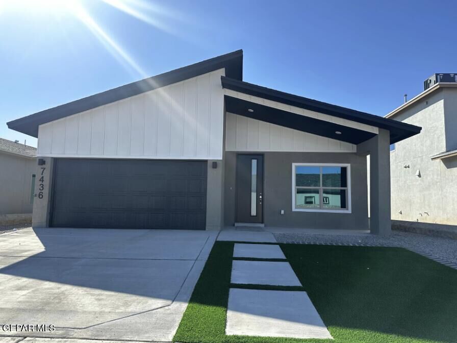 Property Photo:  432 Samuel Blount  TX 79821 