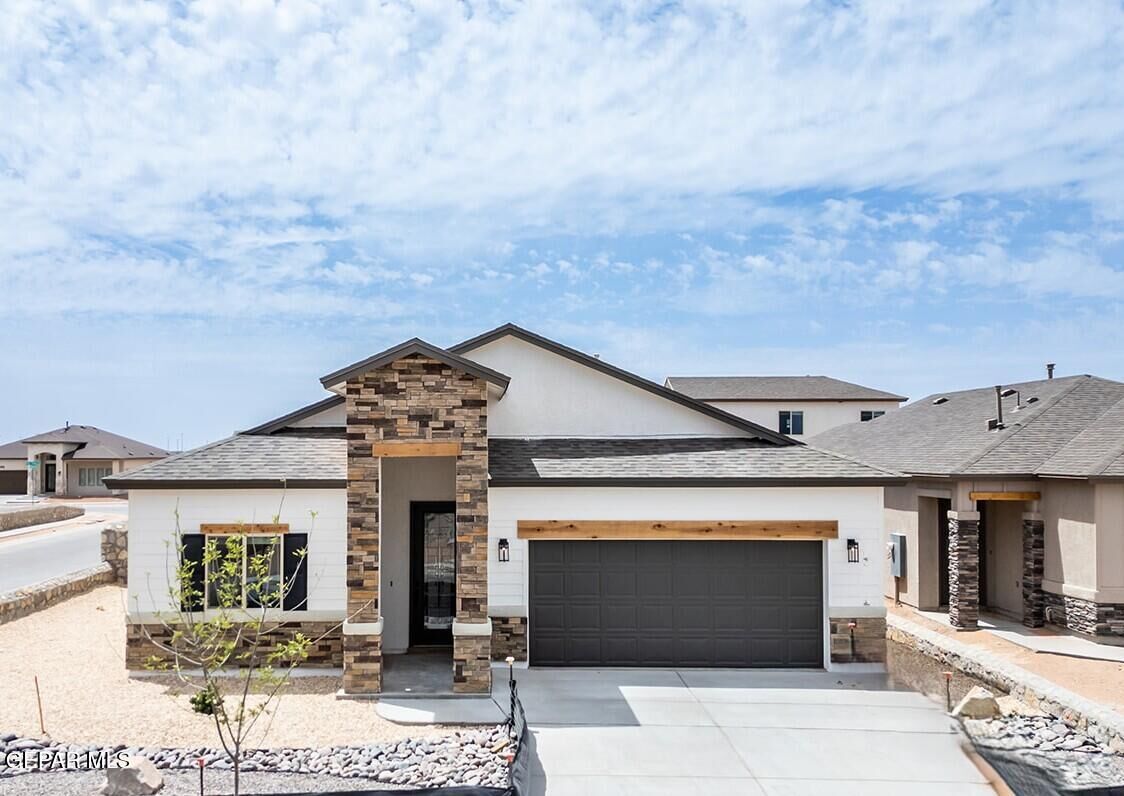 Property Photo:  937 Nayland Place  TX 79928 