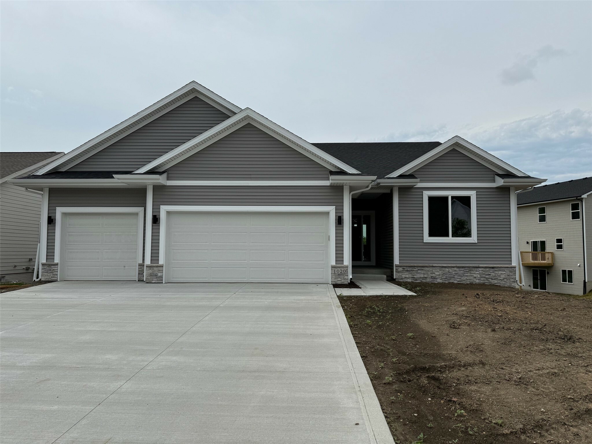 Property Photo: 1020 2nd Street NE IA 50009