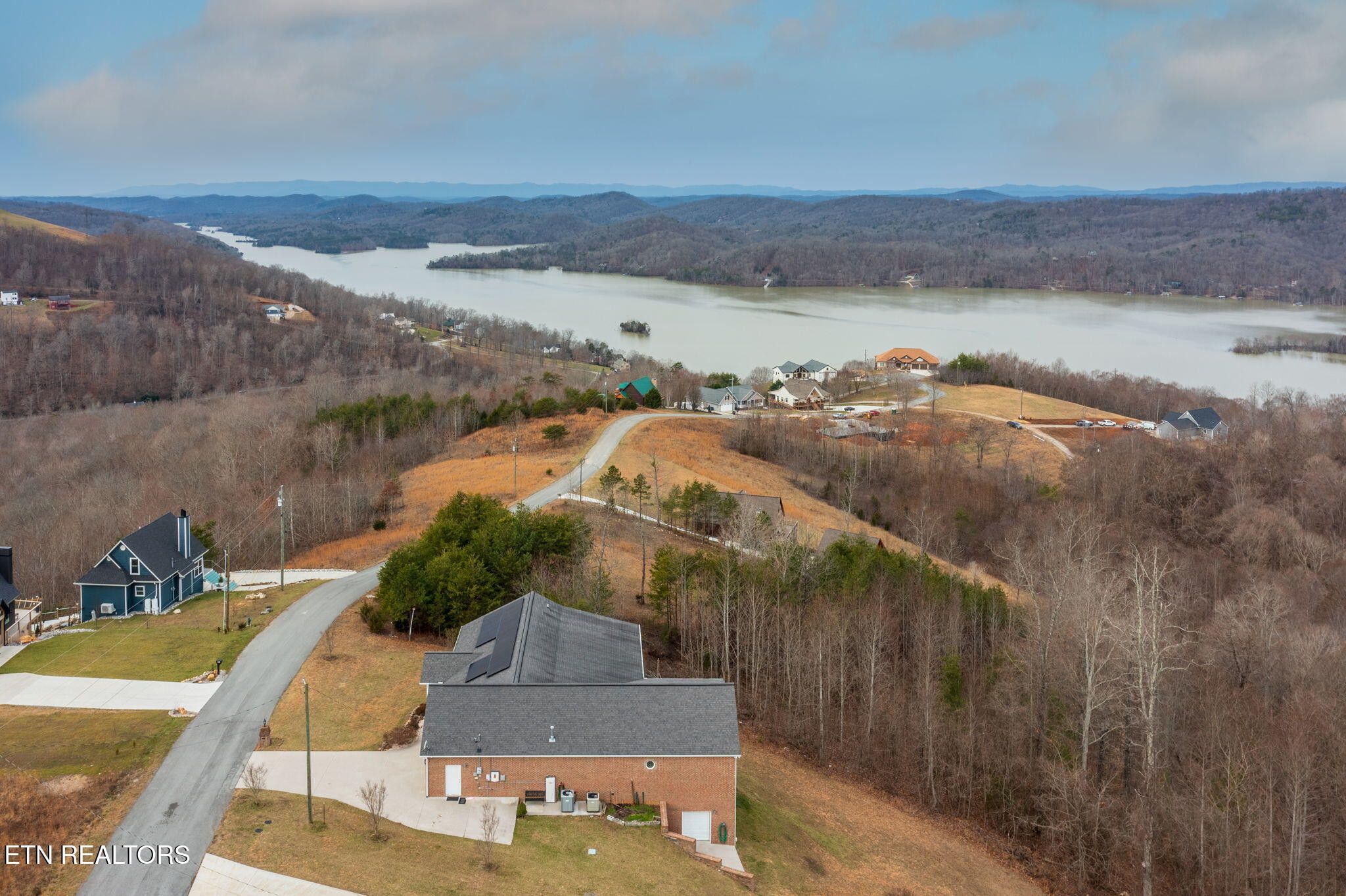 Property Photo: 364 Panoramic Drive TN 37807