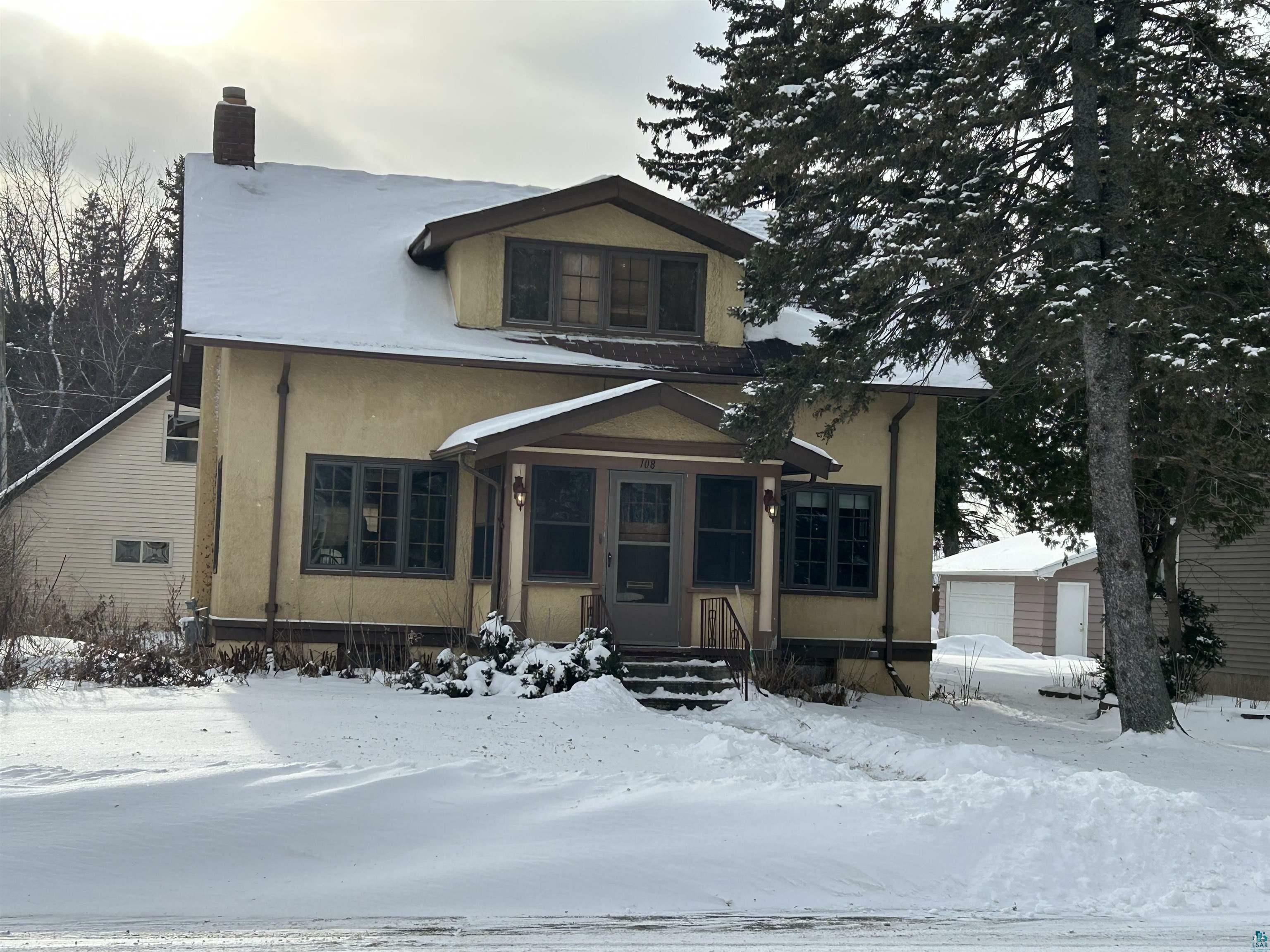 Property Photo: 108 E 7th St WI 54880
