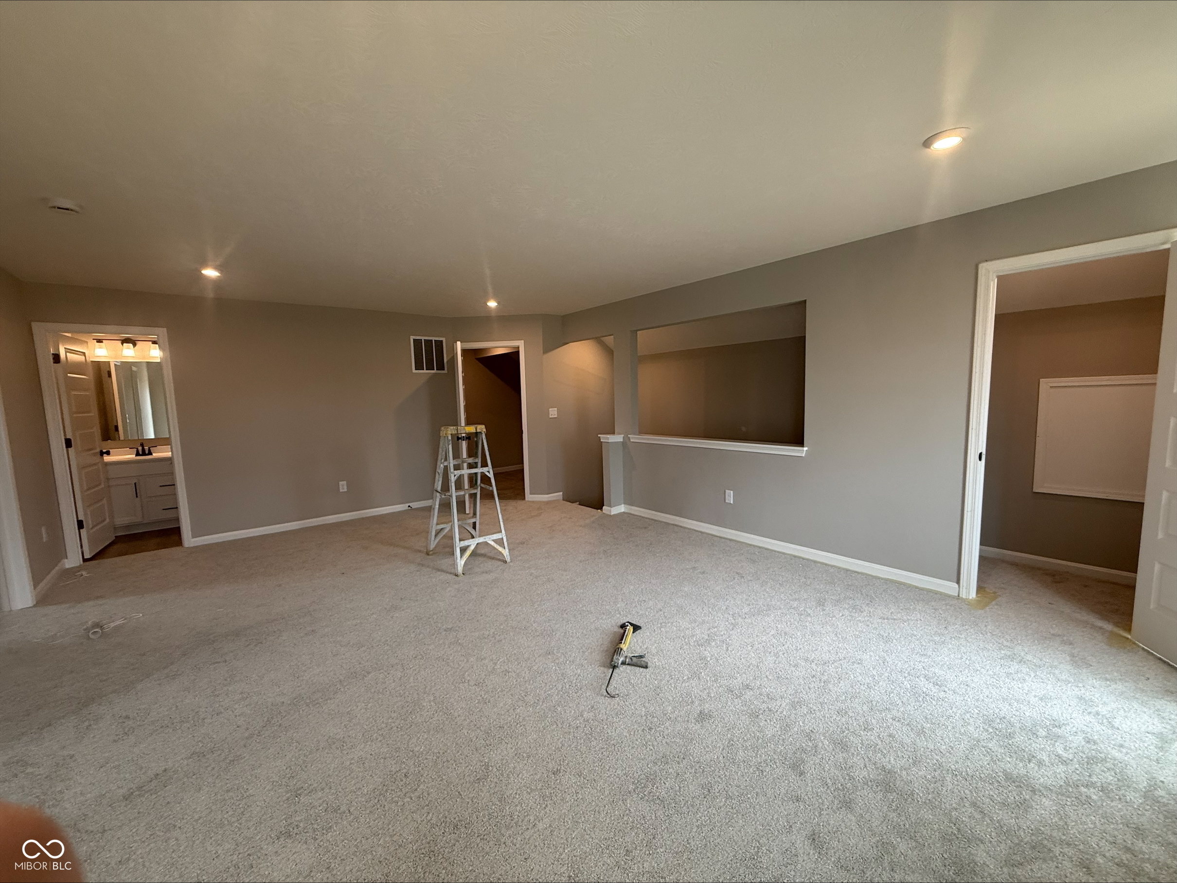 Property Photo: 7367 Broadview Lane IN 46055