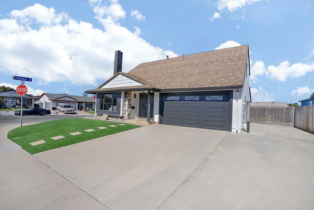 Property Photo: 1706 Tamarand Way CA 92154