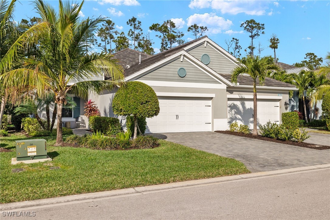 Property Photo: 11755 Solano Drive FL 33966