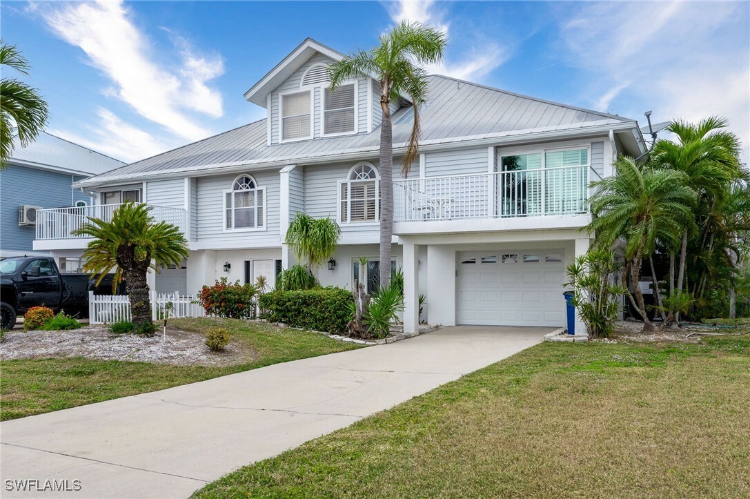 Property Photo:  12130 Siesta Drive  FL 33931 