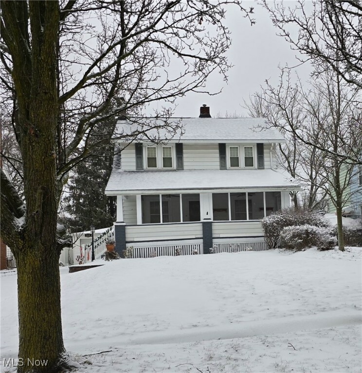 Property Photo:  220 Erskine Avenue  OH 44512 