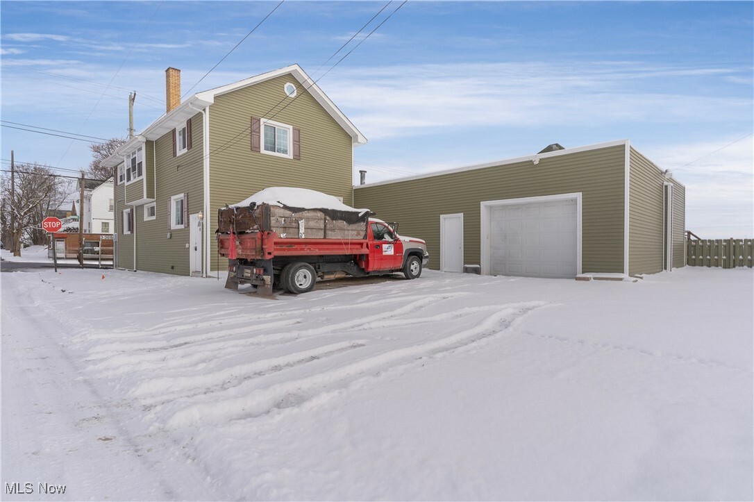 Property Photo: 1759 Mahoning Avenue OH 44509