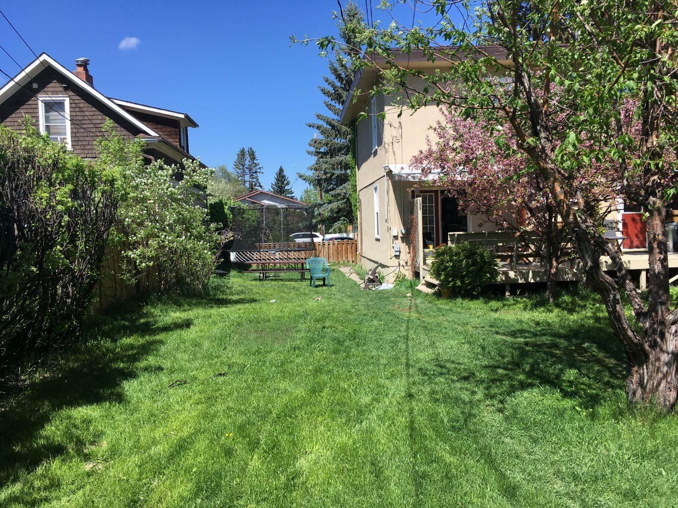 Photo de la propriété: 2125 36 Avenue SW AB T2T 2H1