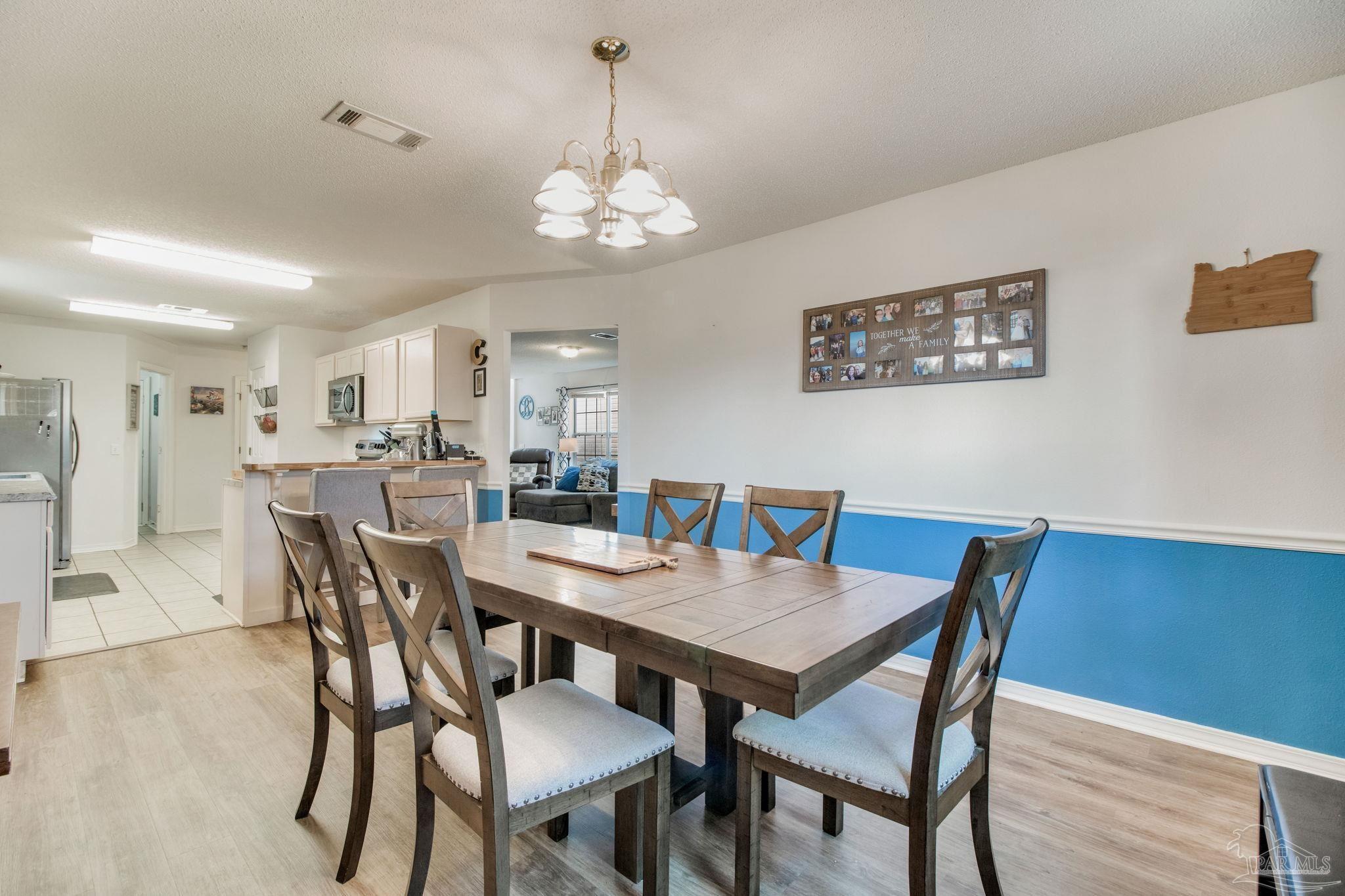 Property Photo: 3192 Two Sisters Way FL 32505