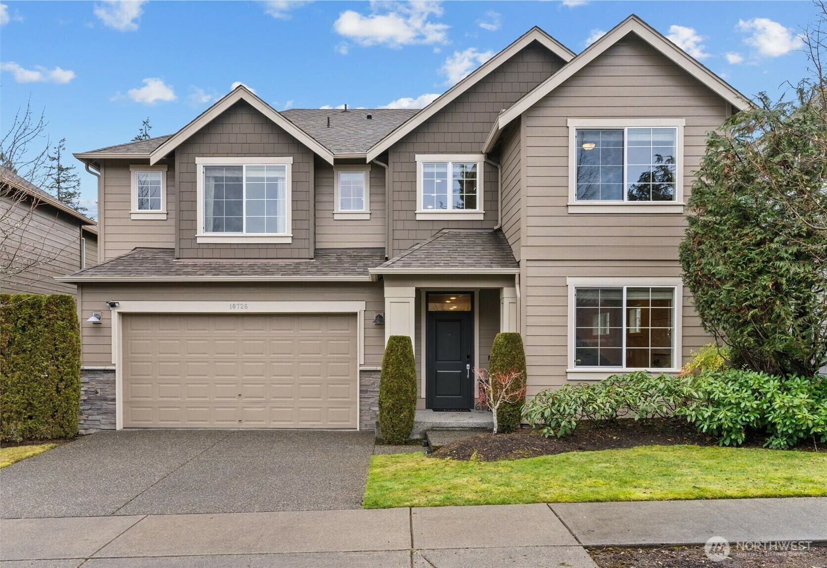 10726  242nd Place NE  Redmond WA 98053 photo