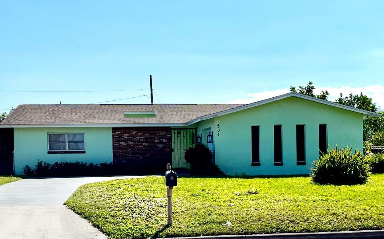 Property Photo:  1801 Avenue M N  FL 34950 