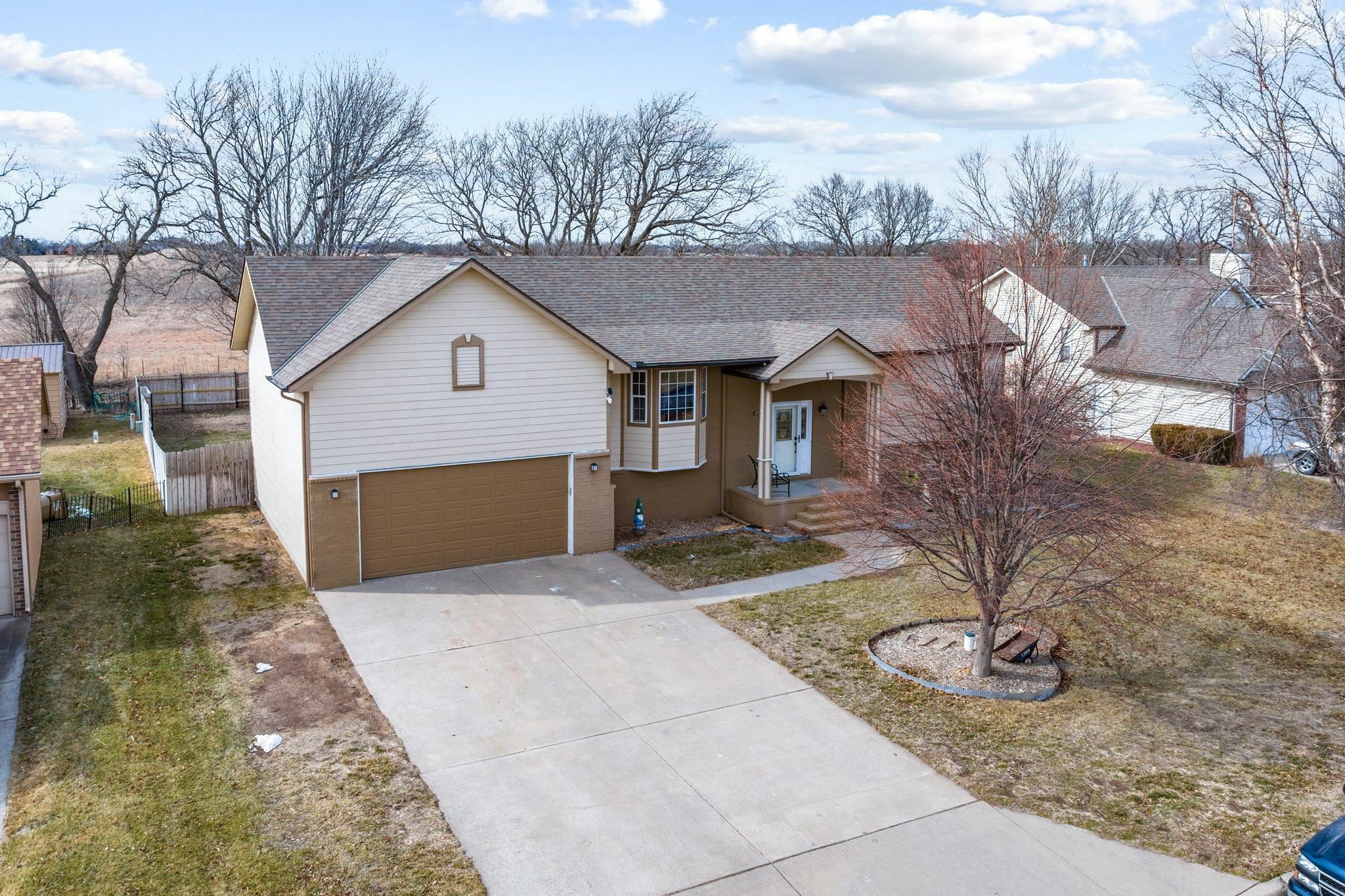 1309 Redbud Ct  Halstead KS 67056 photo