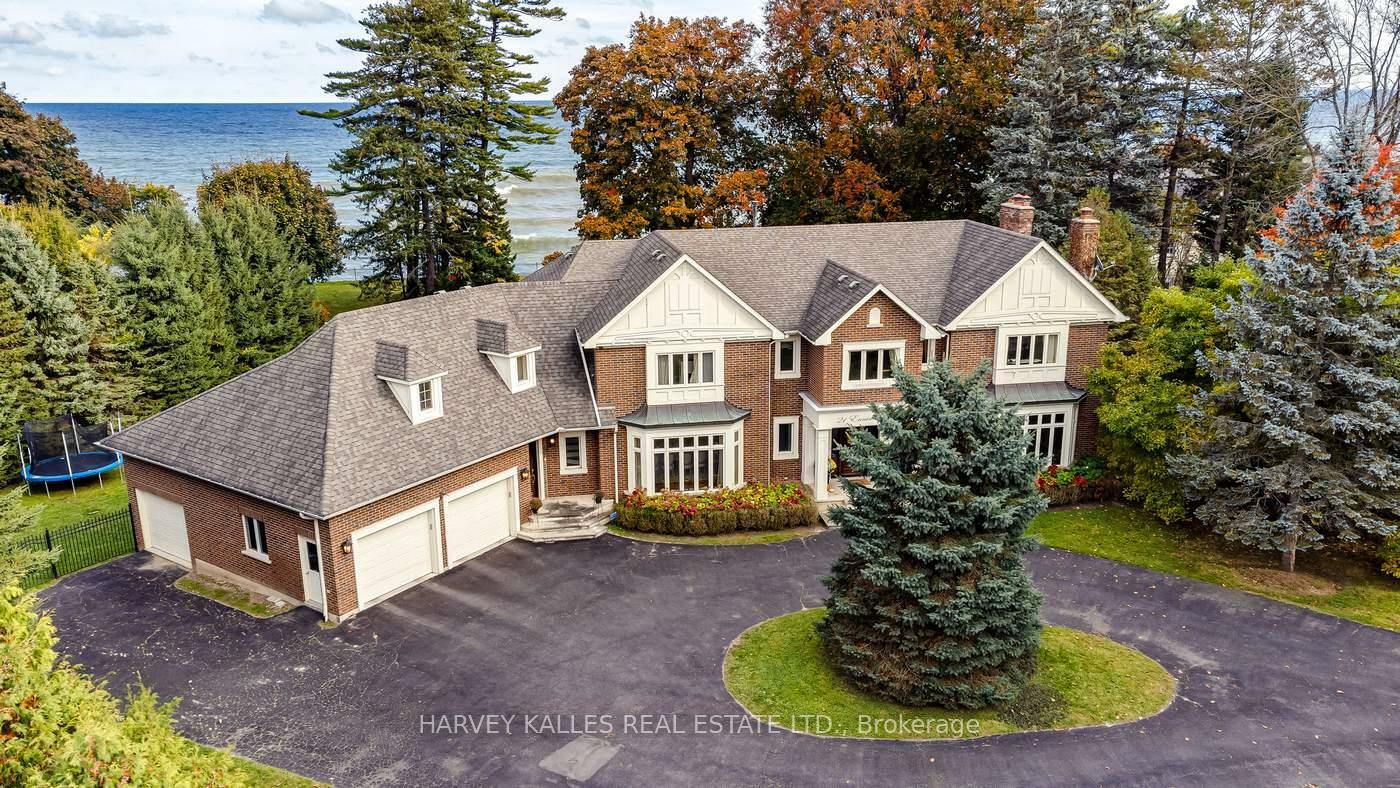 Property Photo: 21 Ennisclare Drive ON L6J 4N3
