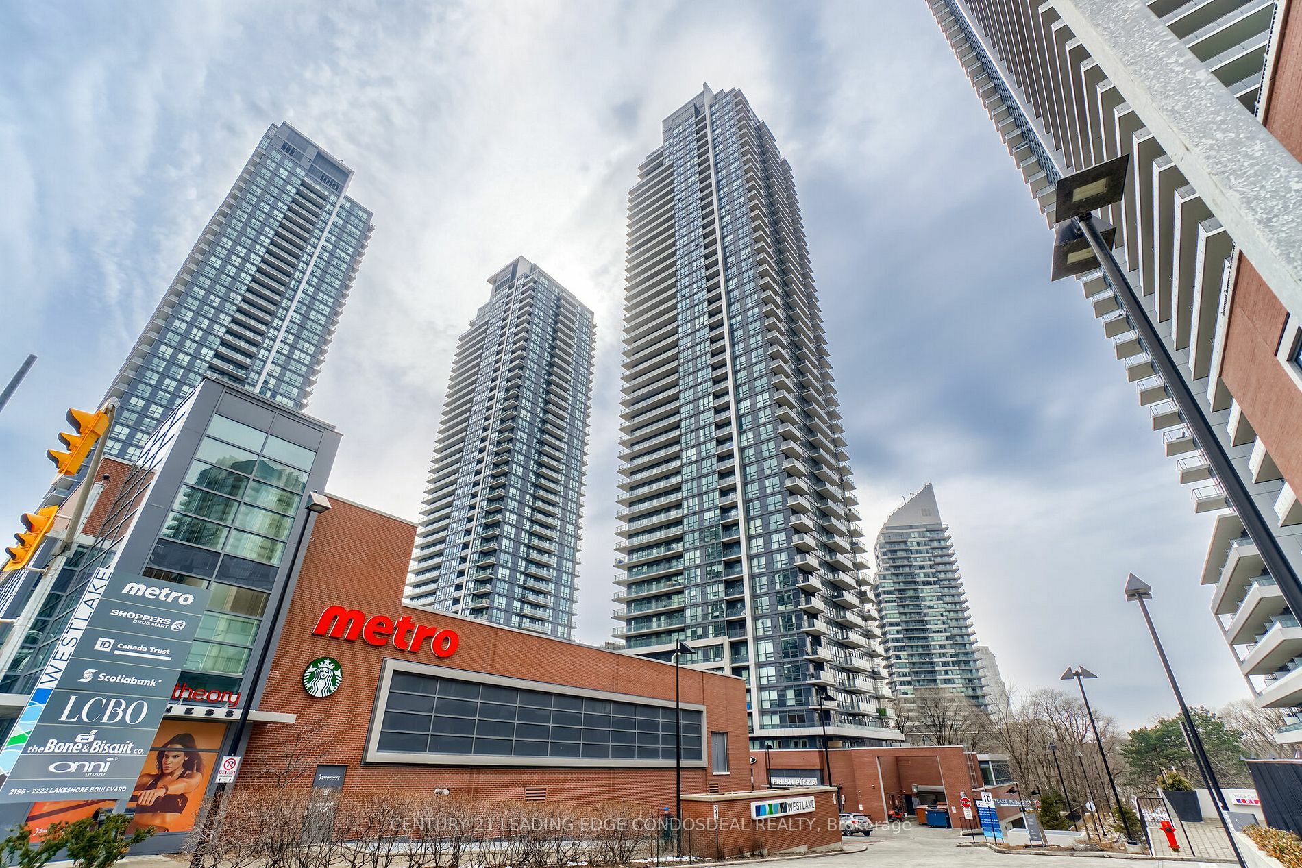 Property Photo:  2220 Lake Shore Blvd W 2103  ON M8V 0C1 