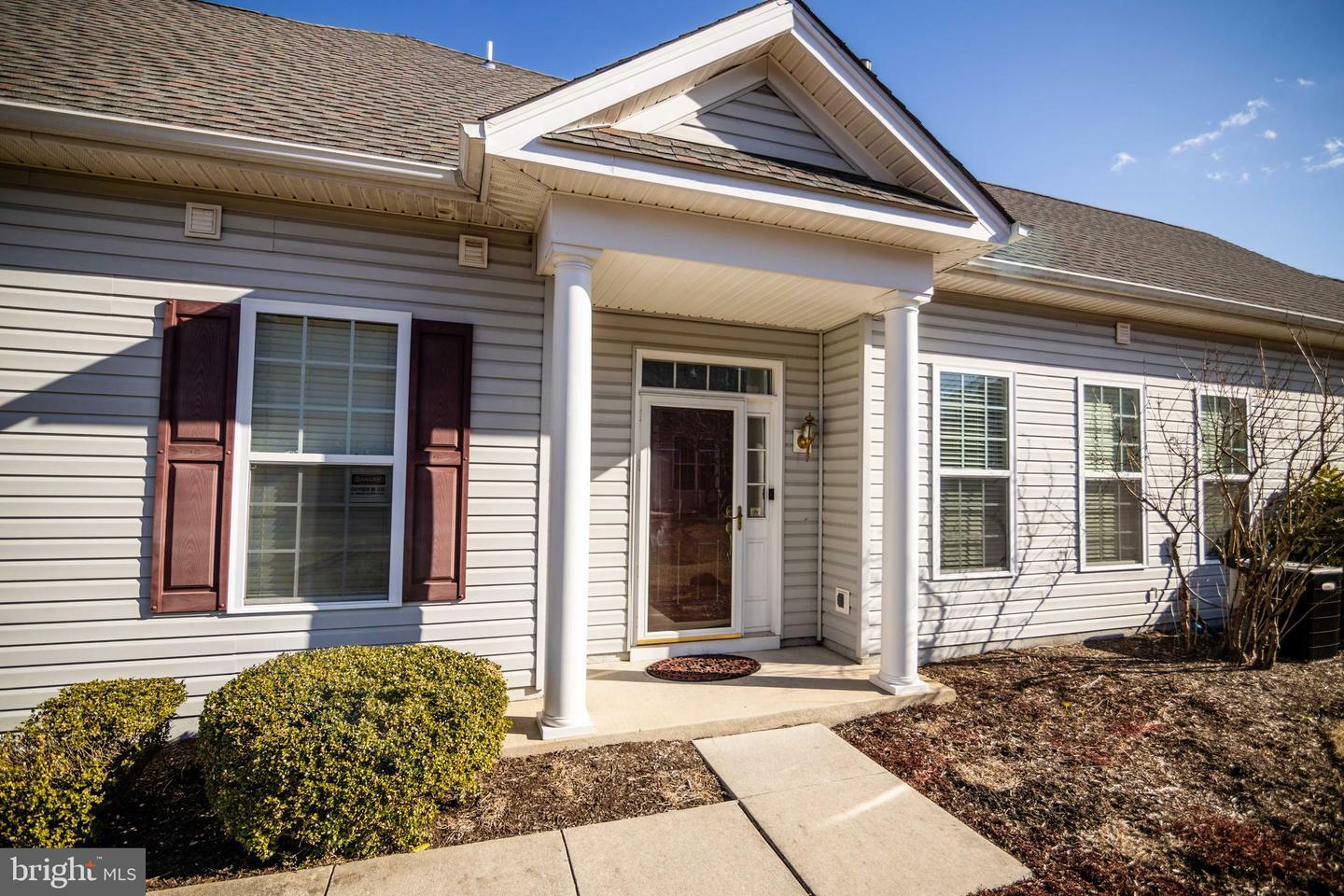 Property Photo:  1627 Parkview Court  PA 19060 