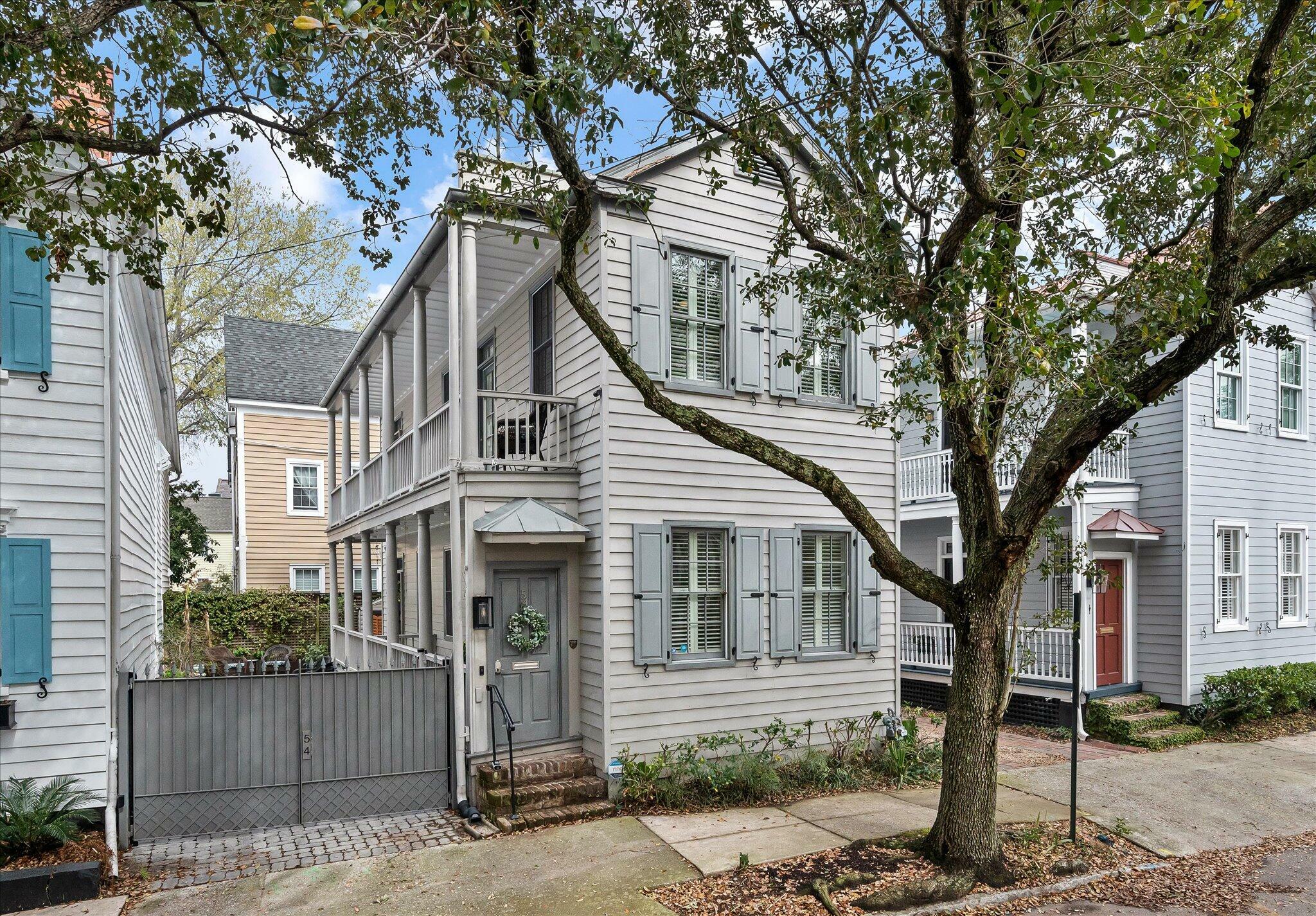 Property Photo:  54 Warren Street  SC 29403 