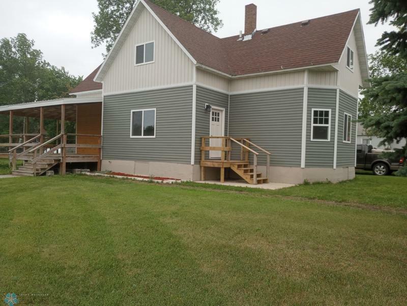 Property Photo:  212 May Avenue  ND 58064 