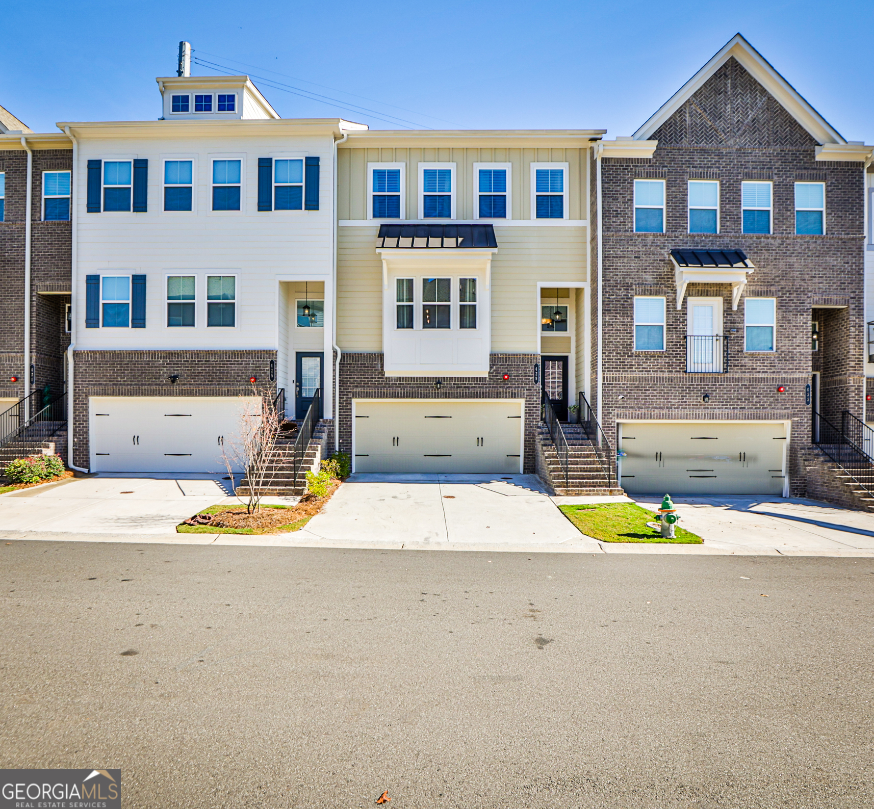 Property Photo: 429 Stagecoach Bend GA 30080