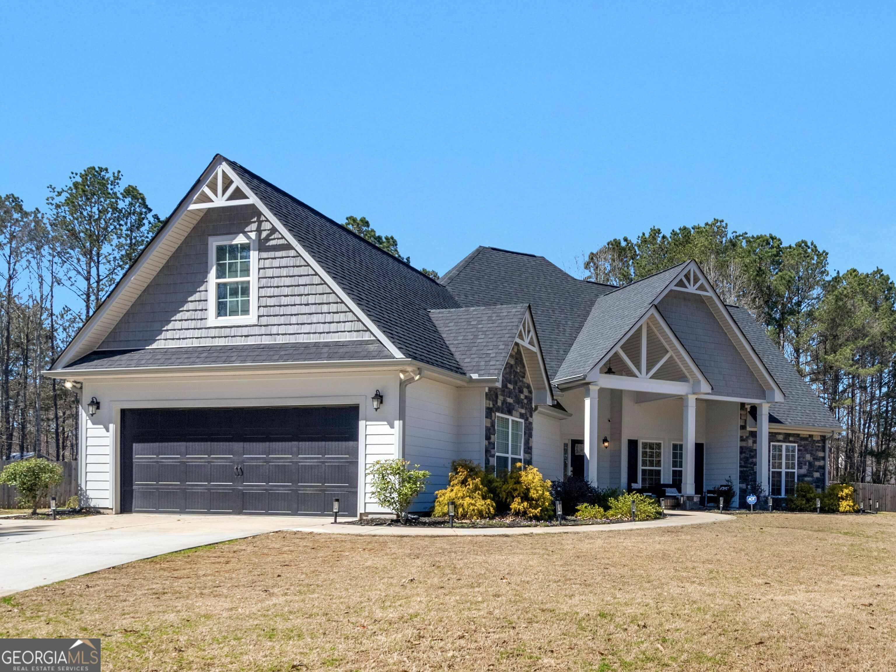 Property Photo:  105 Woodcrest Drive  GA 30233 