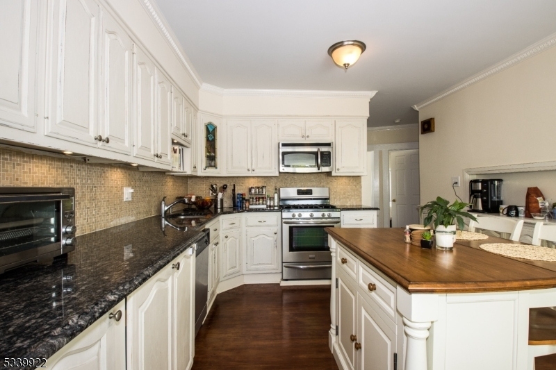 Property Photo:  45 S Union Ave  NJ 07016 