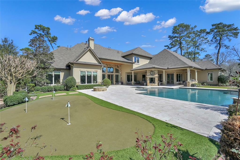 Property Photo: 138 S Tranquil Path TX 77380
