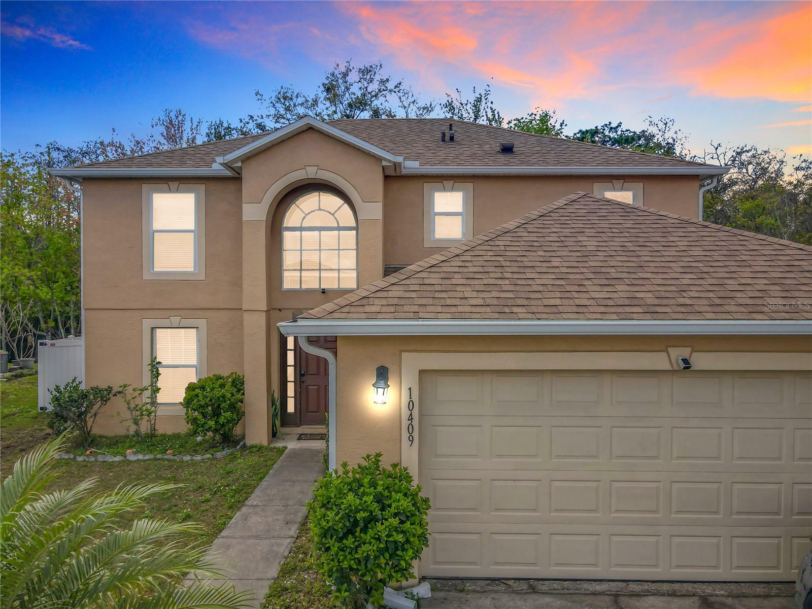 Property Photo:  10409 Laxton Street  FL 32824 