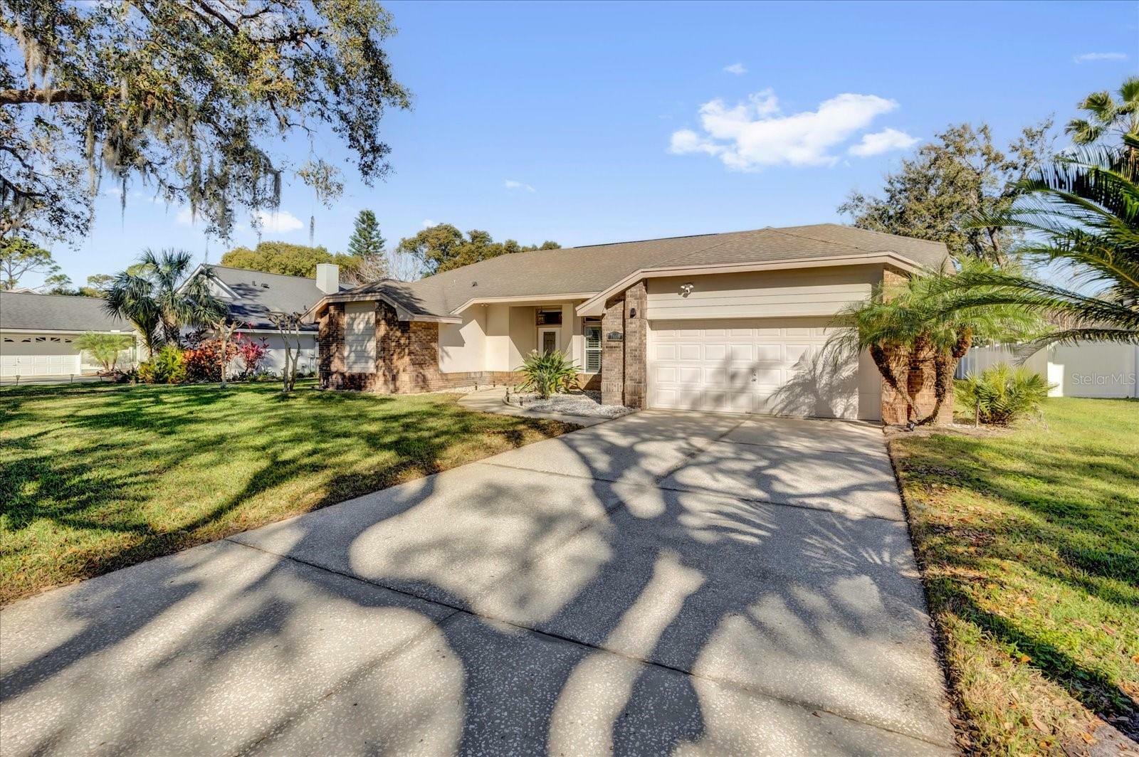 Property Photo:  7609 Sandstone Drive  FL 32836 