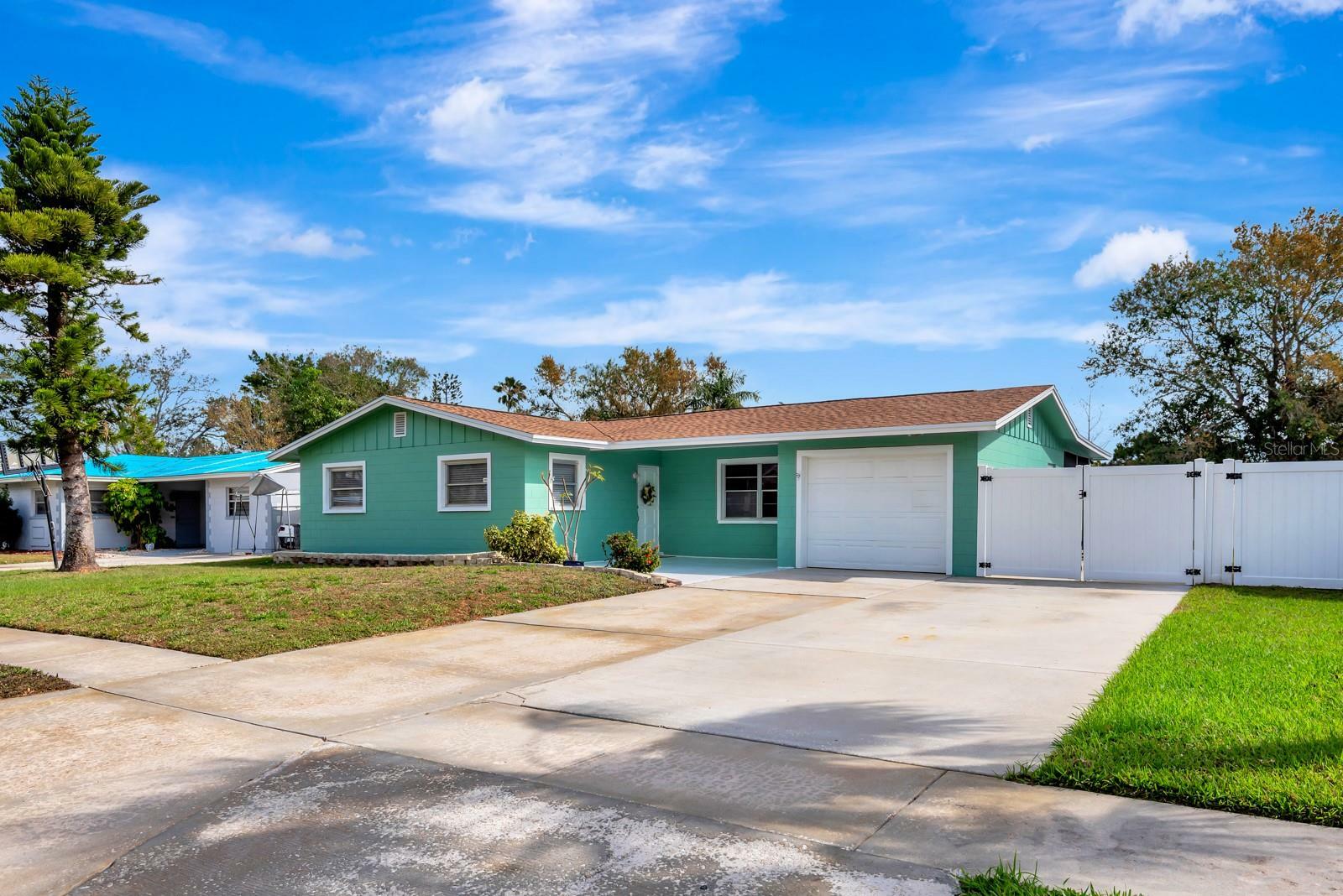 Property Photo:  3543 Stokes Drive  FL 34232 