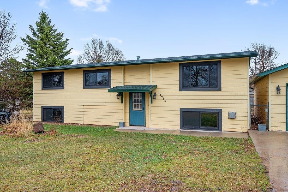 Property Photo: 14950 W Hillsview Drive SD 57769
