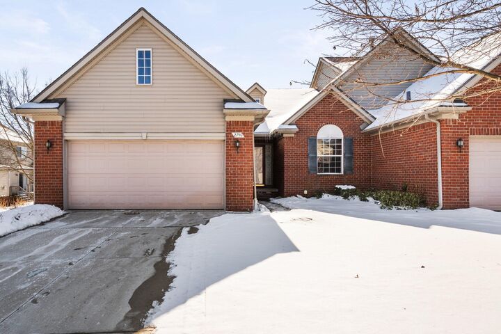 2740 Bluewater Street  Ypsilanti MI 48198 photo