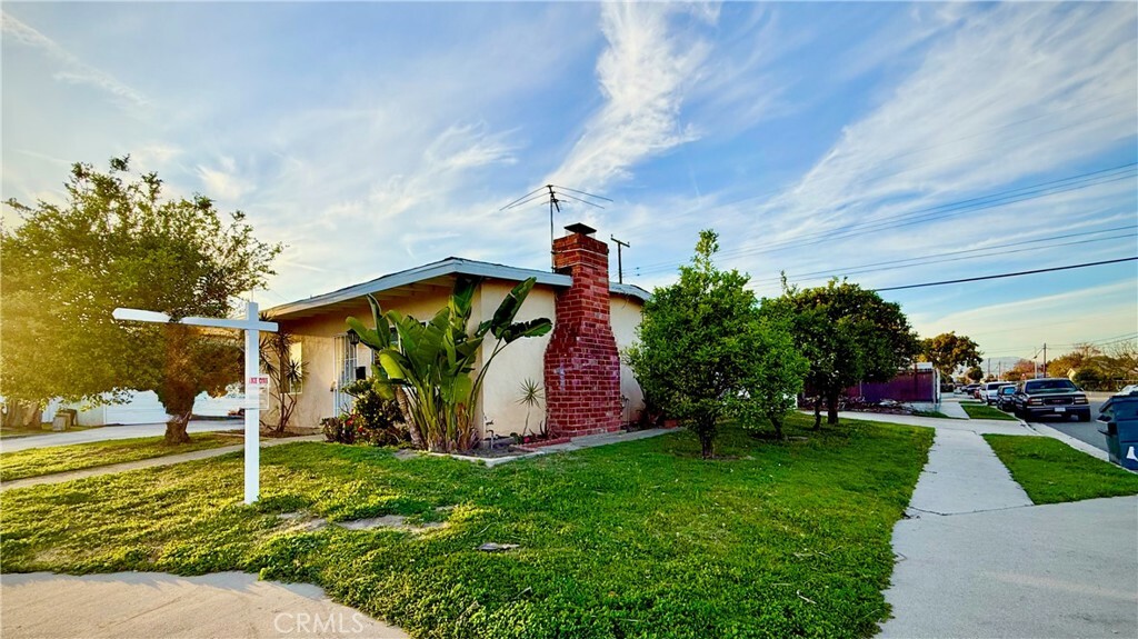 Property Photo:  11457 Foster Road  CA 90650 