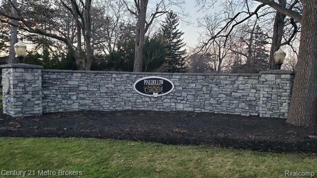 6312 Bridle Path  Grand Blanc Twp MI 48439 photo