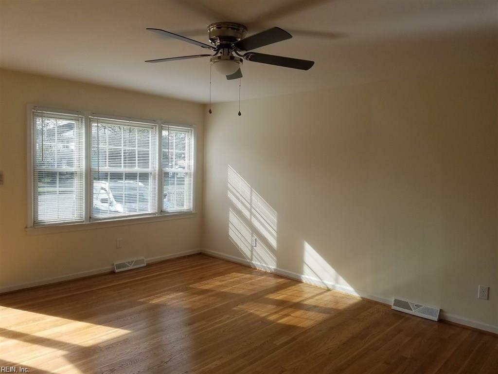 Property Photo: 8530 Orcutt Ave VA 23605