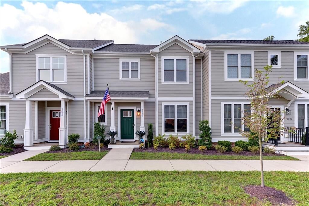 Property Photo:  2022 Holmes Ct E  VA 23188 