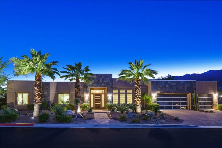 Property Photo:  575 Bella Cara Way  CA 92264 