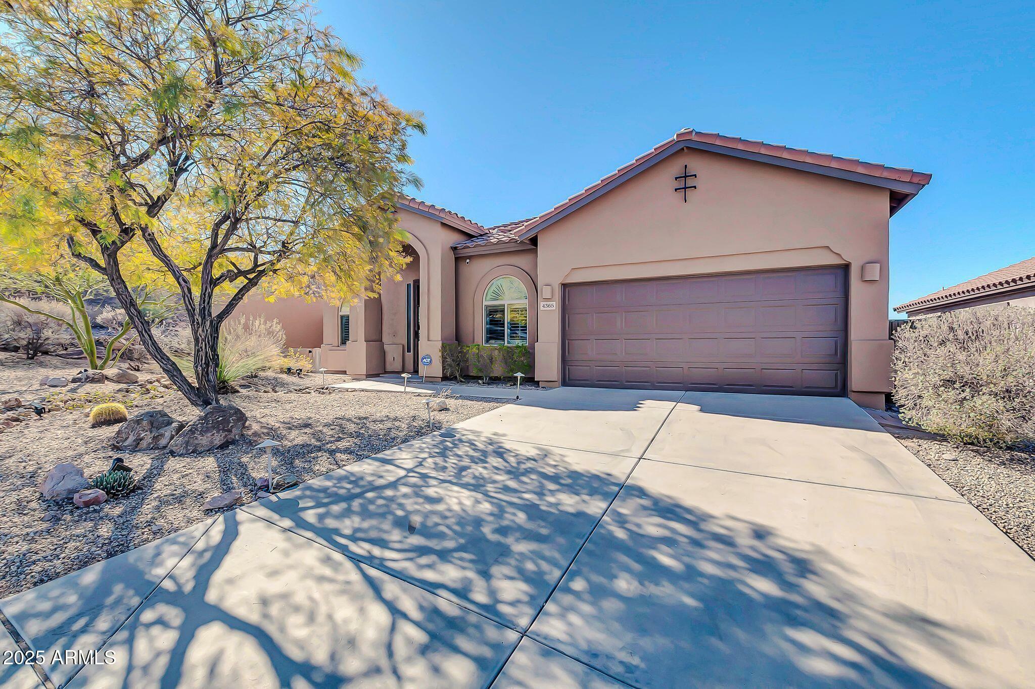 Property Photo: 4365 S Columbine Way AZ 85118
