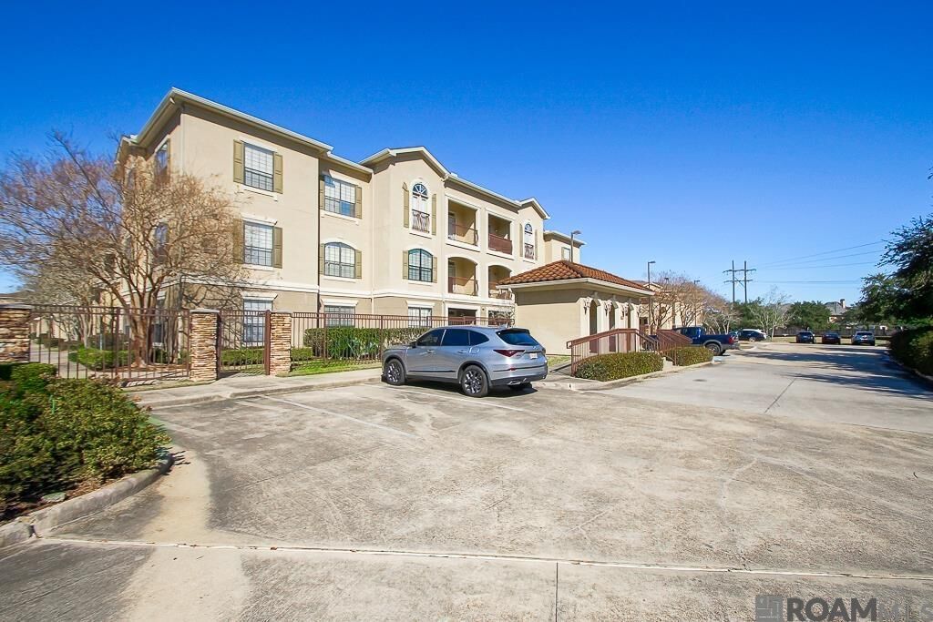 Property Photo:  6765 Corporate Boulevard #6201  LA 70809