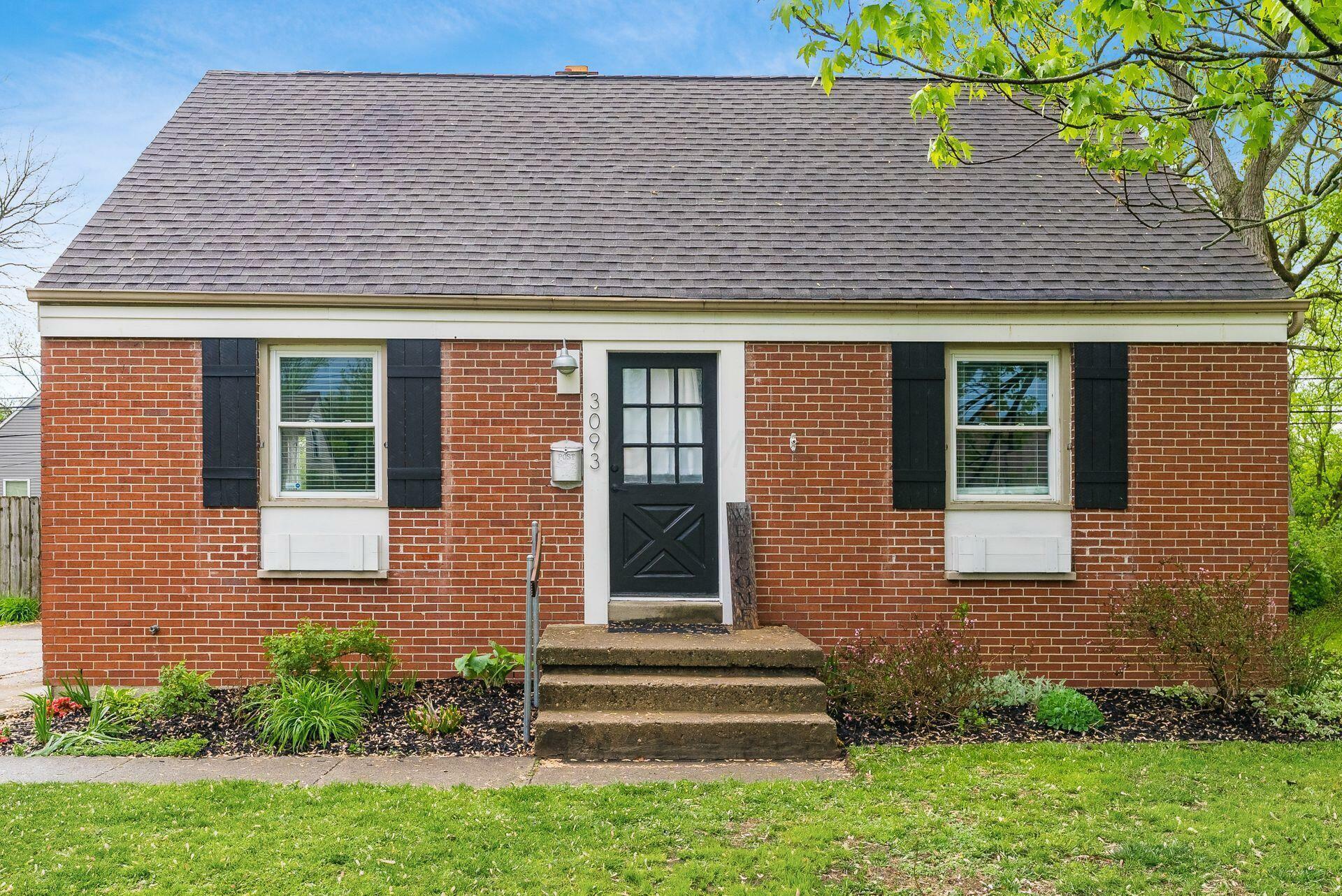 Property Photo: 3093 Hamilton Avenue OH 43224